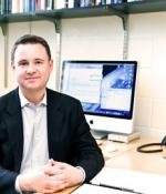  Mark Trodden is Named Institute of Physics Fellow 